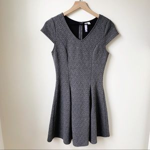 Alya Gray Quilted V-Neck Cocktail Dress M